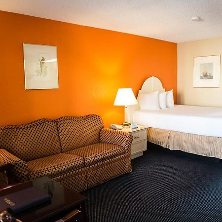 Anaheim Carriage Inn Екстериор снимка