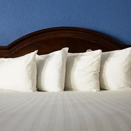 Anaheim Carriage Inn Екстериор снимка