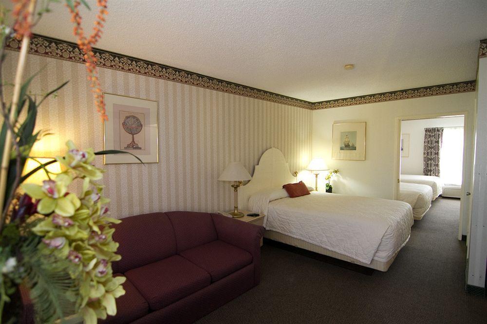 Anaheim Carriage Inn Екстериор снимка