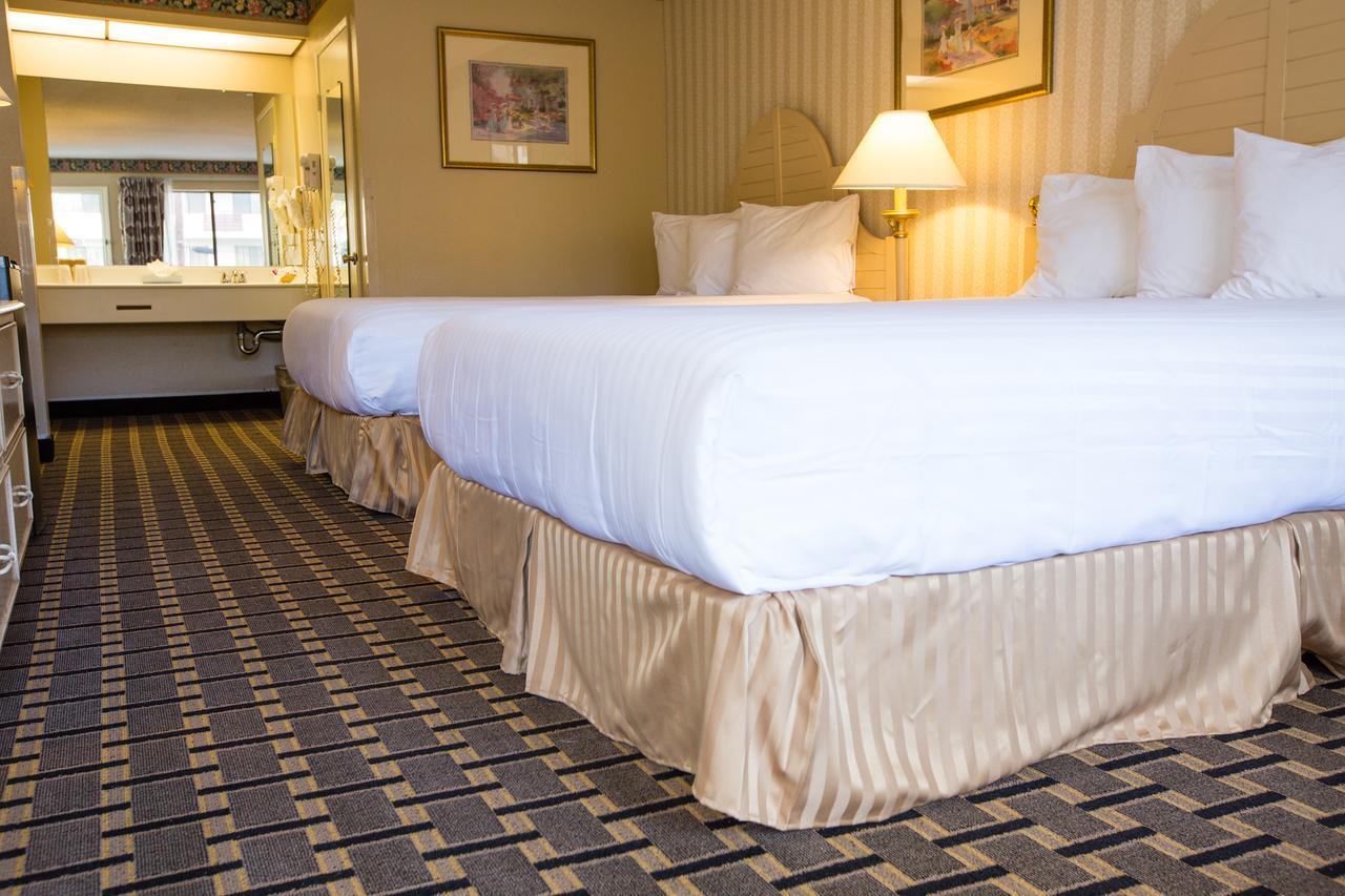 Anaheim Carriage Inn Екстериор снимка