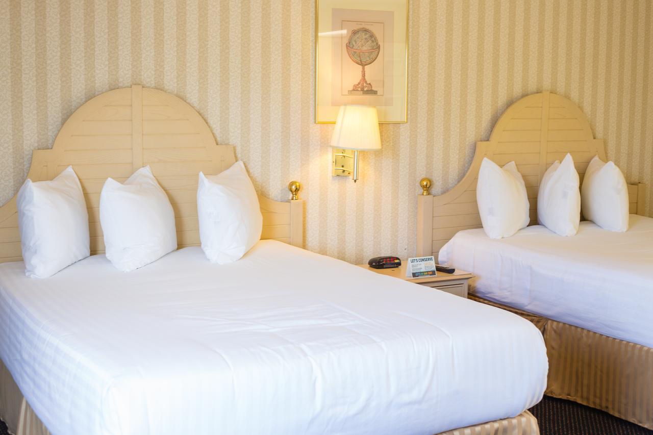 Anaheim Carriage Inn Екстериор снимка